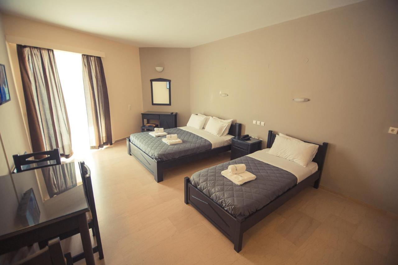 Adonis Hotel 프레베자 외부 사진